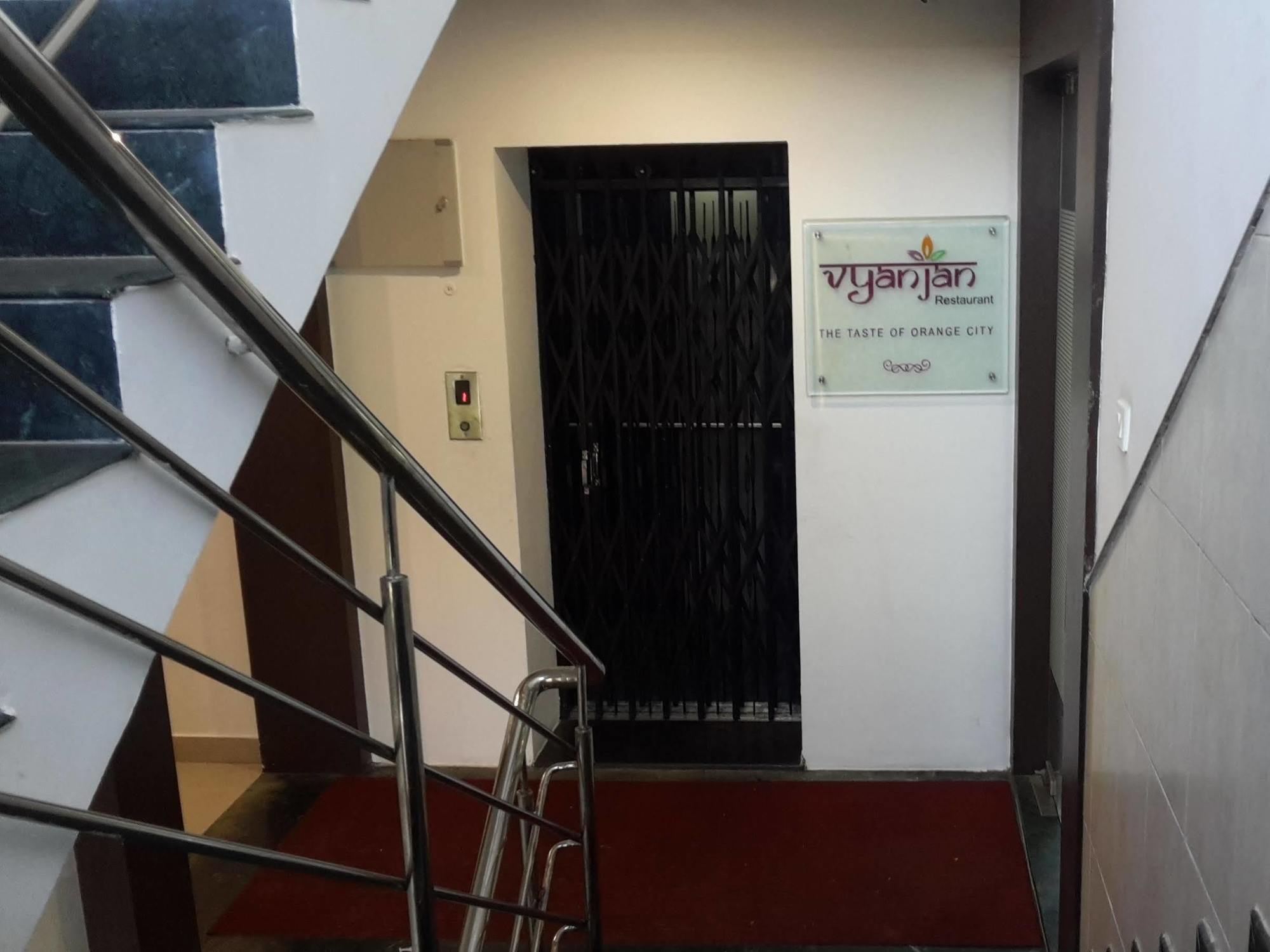Treebo Flora Inn Nagpur Exterior foto