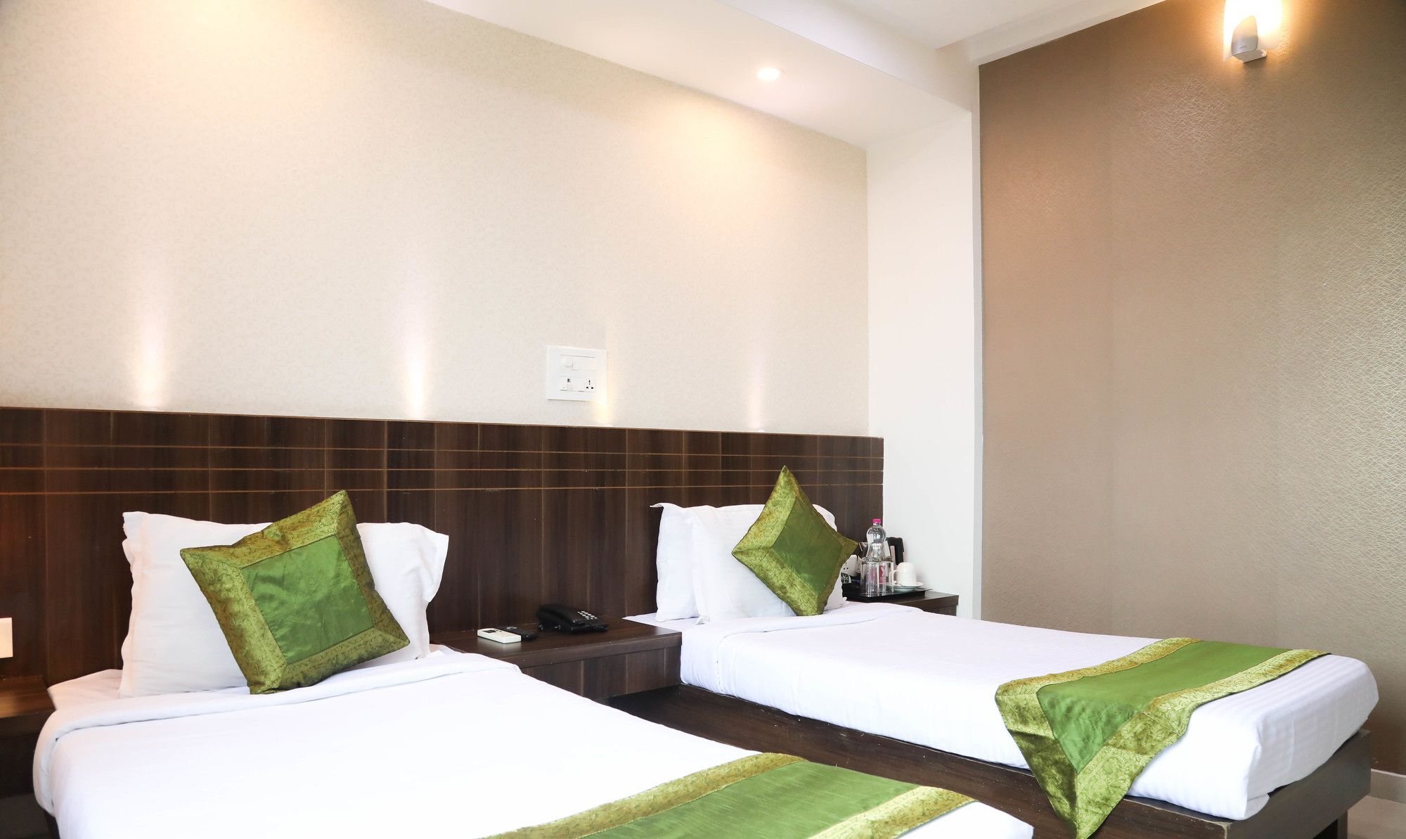 Treebo Flora Inn Nagpur Exterior foto